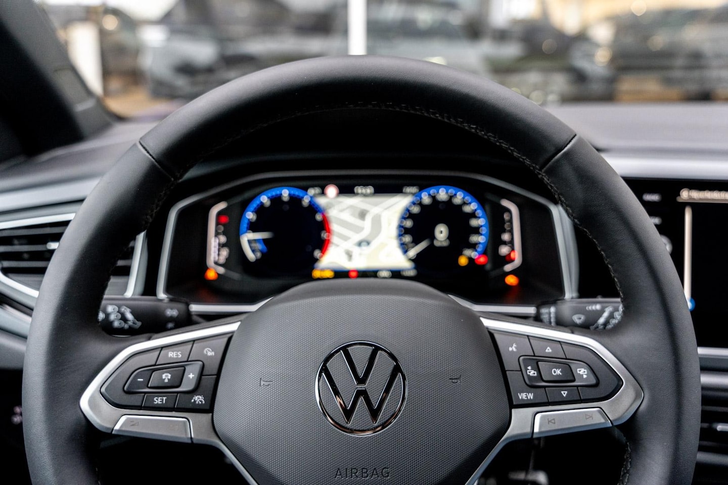 Volkswagen Polo - 1.0 TSI 95pk R-Line Edition | LMV 17" | Achteruitrijcamera - AutoWereld.nl