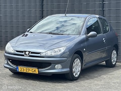 Peugeot 206 - 1.4 Forever