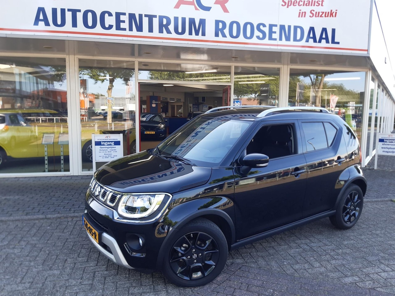 Suzuki Ignis - 1.2 Smart Hybrid Style met trekhaak 2584 km luxe uitvoering - AutoWereld.nl