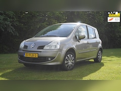 Renault Grand Modus - 1.2 TCE Dynamique Trekhaak nieuwe APK