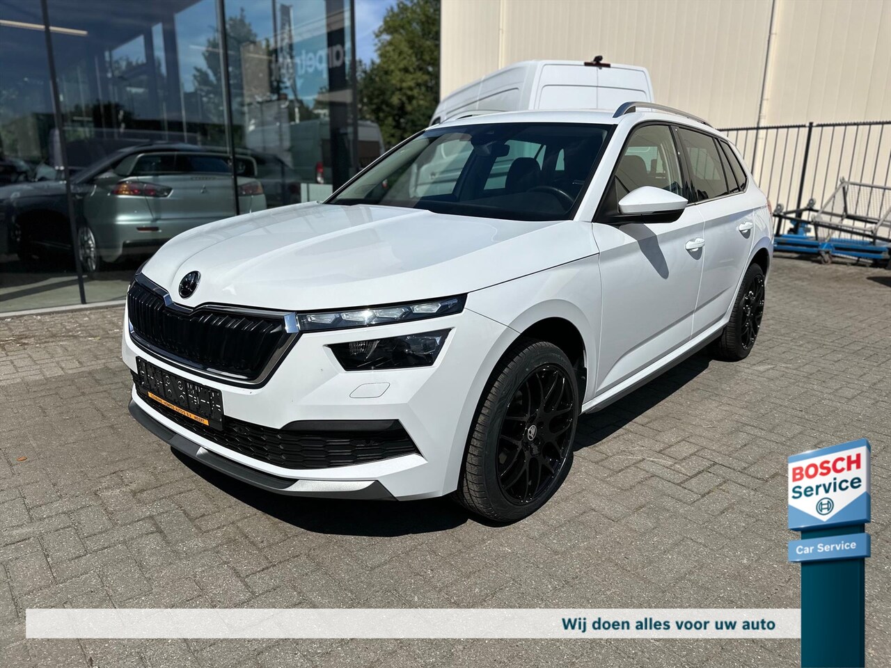 Skoda Kamiq - 1.0 TSI Greentech 110pk DSG-7 AUTOMAAT Sport Business - AutoWereld.nl