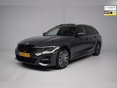 BMW 3-serie Touring - 320e M-SPORT ORG.NED / PANORAMADAK / LEER / CAMERA / SFEERVERLICHTING / CARPLAY / LASER-LE