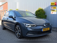 Volkswagen Golf - GOLF 1.5 eTSI | DSG Style Edition | Trekhaak Wegklapbaar| Massage functie |