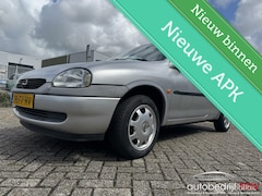 Opel Corsa - 1.2i-16V/ELEKTR.RAMEN/LM VELGEN/TREKHAAK/NAP