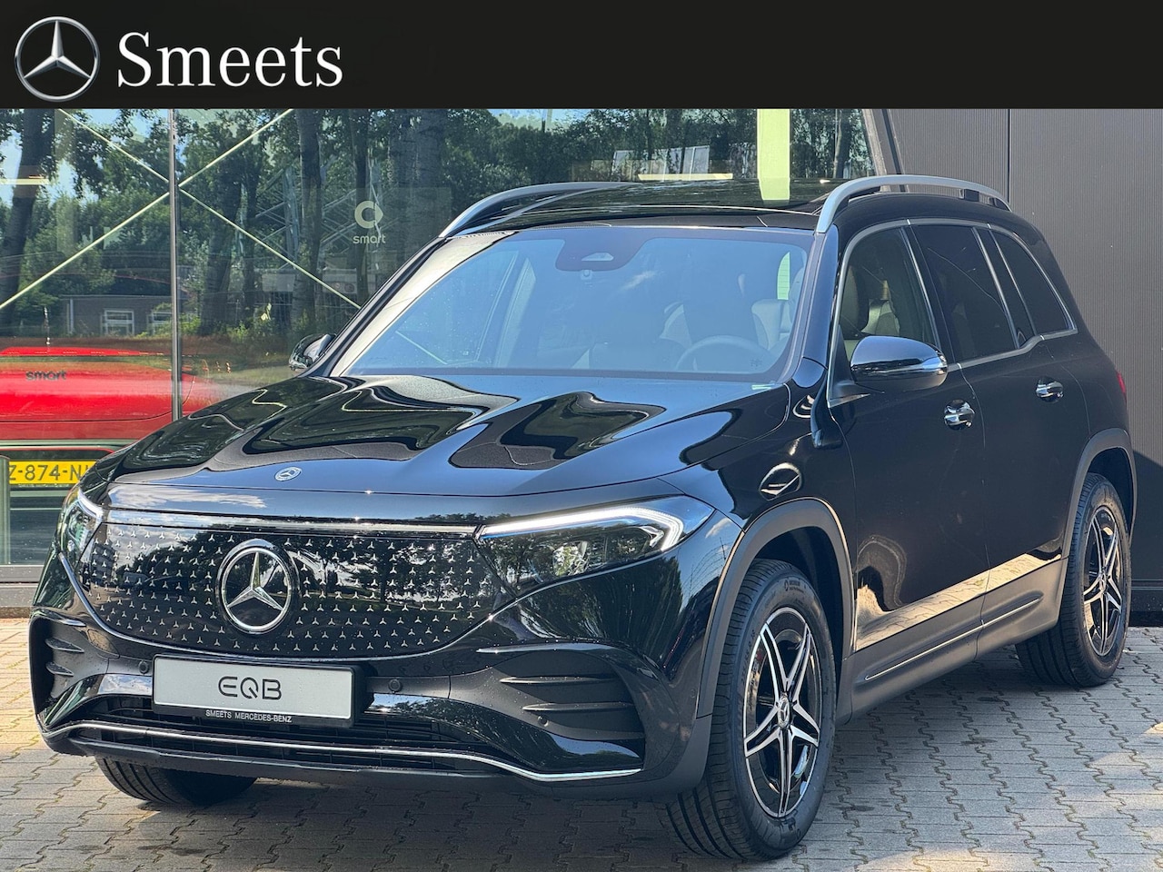 Mercedes-Benz EQB - 250+ AMG Line 71 kWh 250+ AMG Line 71 kWh - AutoWereld.nl
