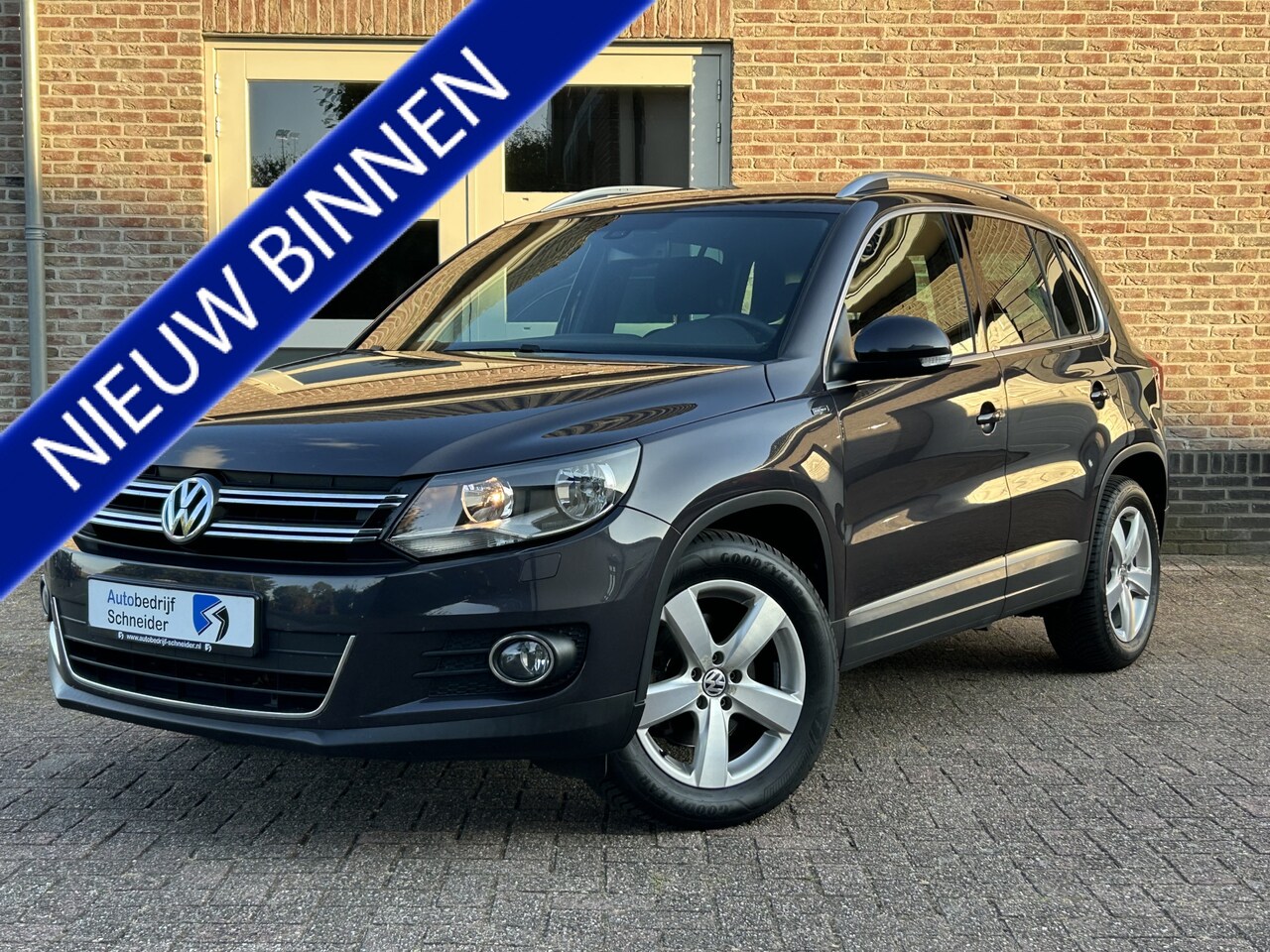Volkswagen Tiguan - 1.4 TSI 150PK Aut. Lounge Trekhaak Navi Camera O.H. - AutoWereld.nl