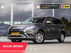 Mitsubishi Outlander - 2.4 PHEV Pure | Camera | NL Auto | Carplay