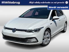 Volkswagen Golf - 1.5 eTSI 150pk DSG Style / Panoramadak / Matrix LED / Head Up Display / Elek Verstelbare B