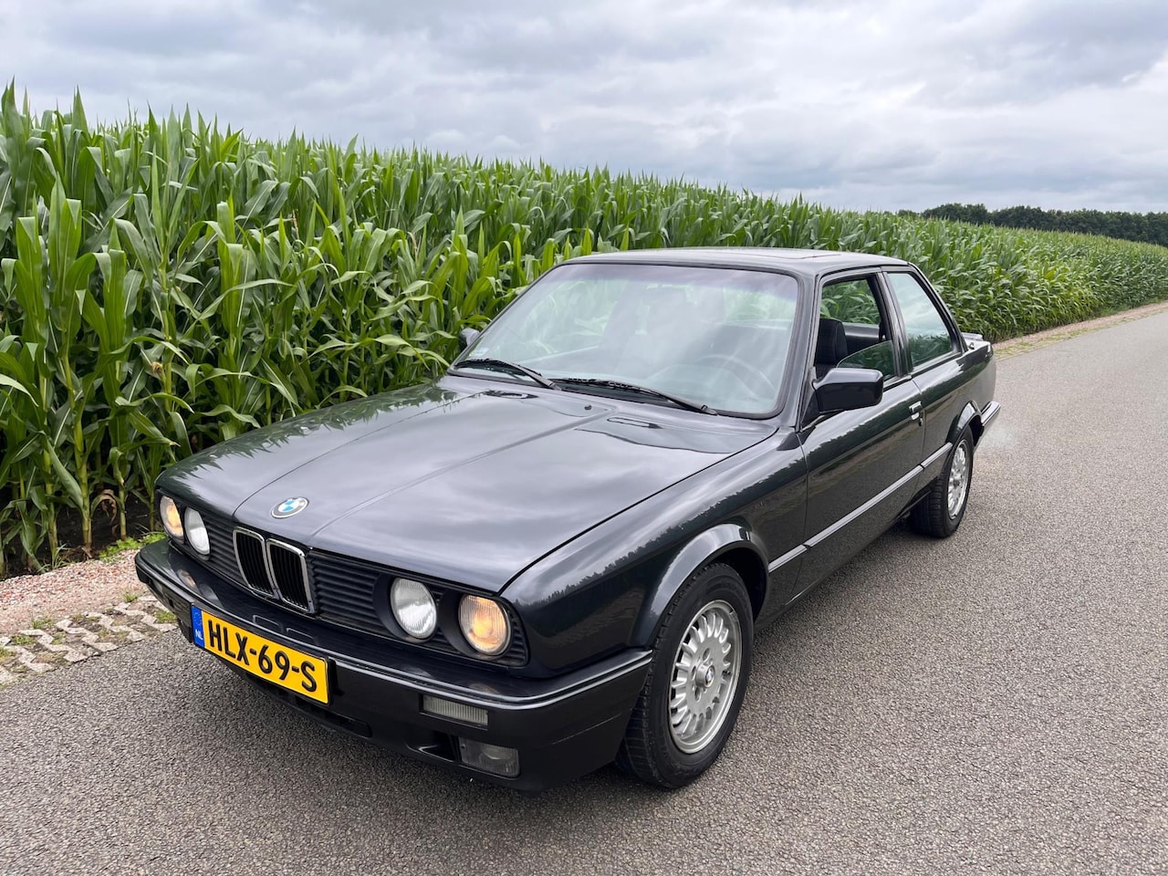BMW 3-serie - 318iS e30 - AutoWereld.nl