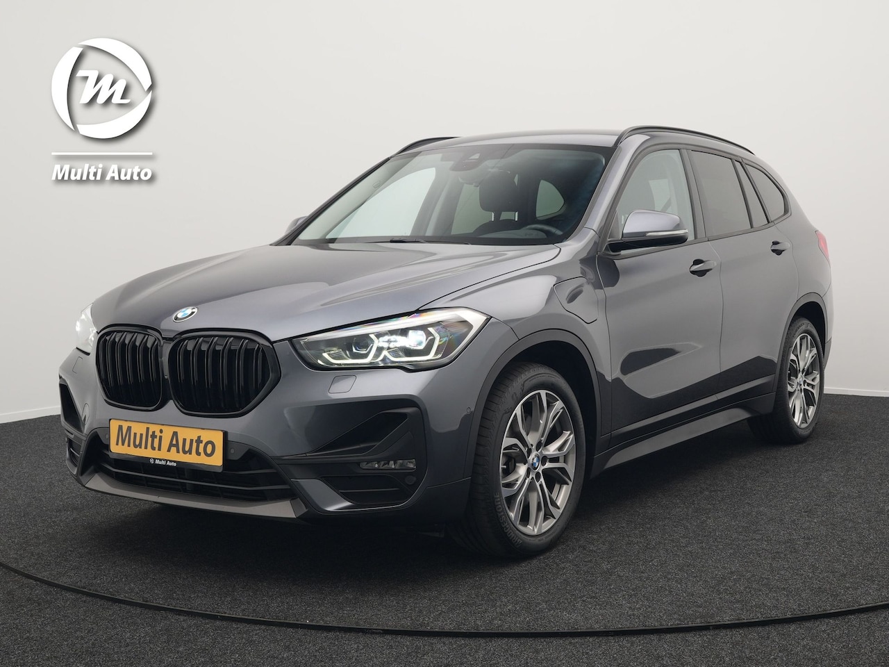 BMW X1 - xDrive25e Executive Plug In Hybrid 221pk PHEV | Cruise Control | Keyless | Verwarmde stoel - AutoWereld.nl