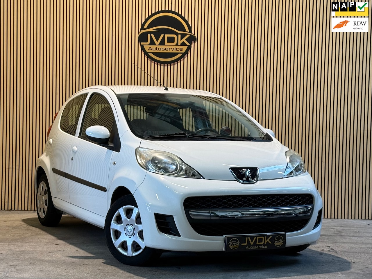 Peugeot 107 - 1.0-12V AIRCO/NAP/BJ2012/ELECTR RAMEN - AutoWereld.nl