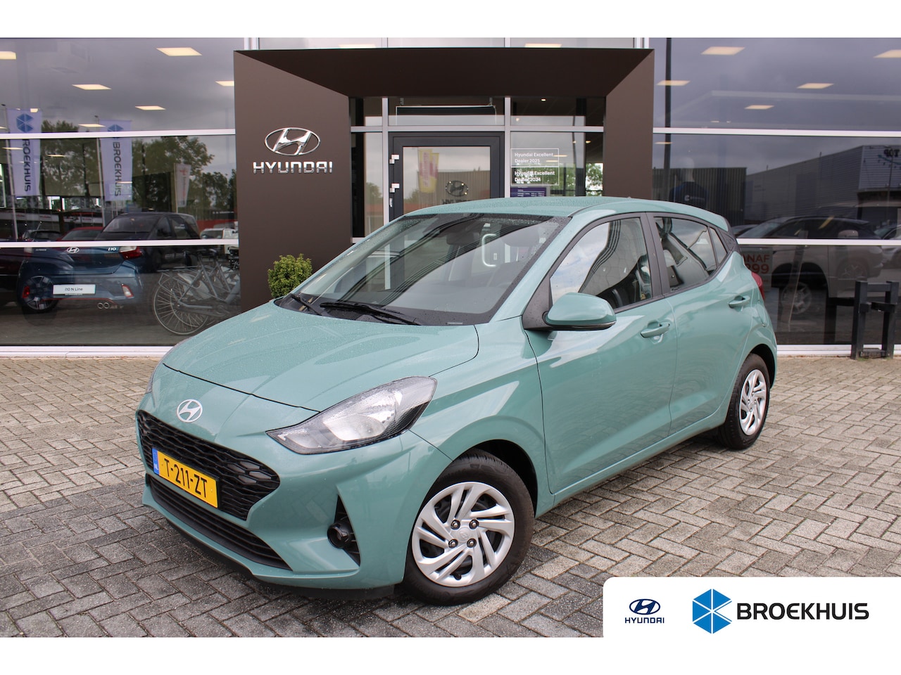 Hyundai i10 - 1.0 Comfort | Airco | Cruise control | | Achterbank in delen neerklapbaar | Airco | Bestuu - AutoWereld.nl