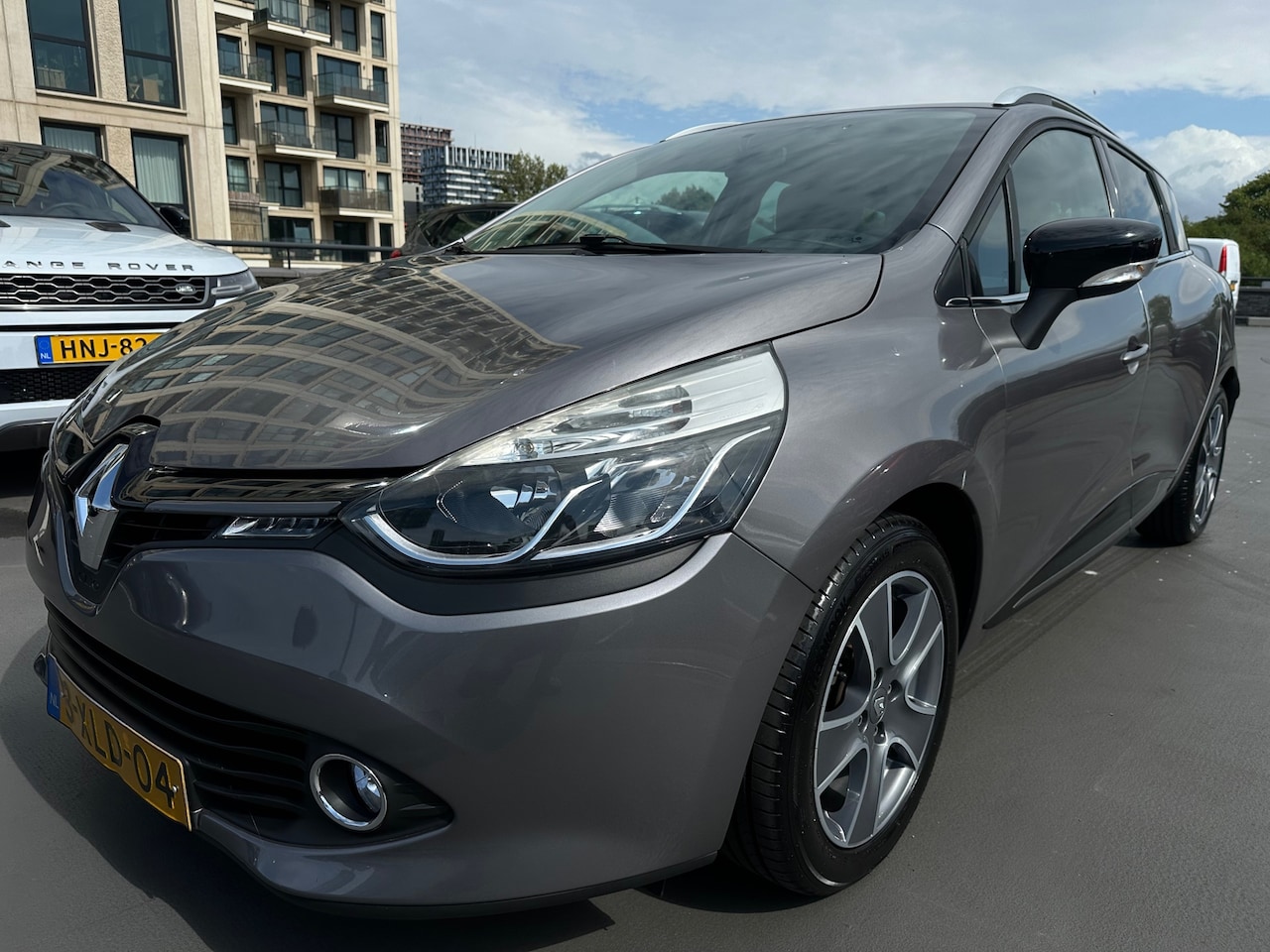 Renault Clio Estate - 0.9 TCe Night&Day 7500km NAP 1e Eigenaar Dealer OH! Als nieuw - AutoWereld.nl
