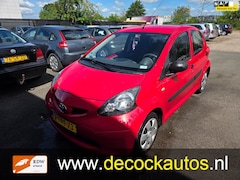 Toyota Aygo - 1.0-12V/5DEURS/APK 08-2026