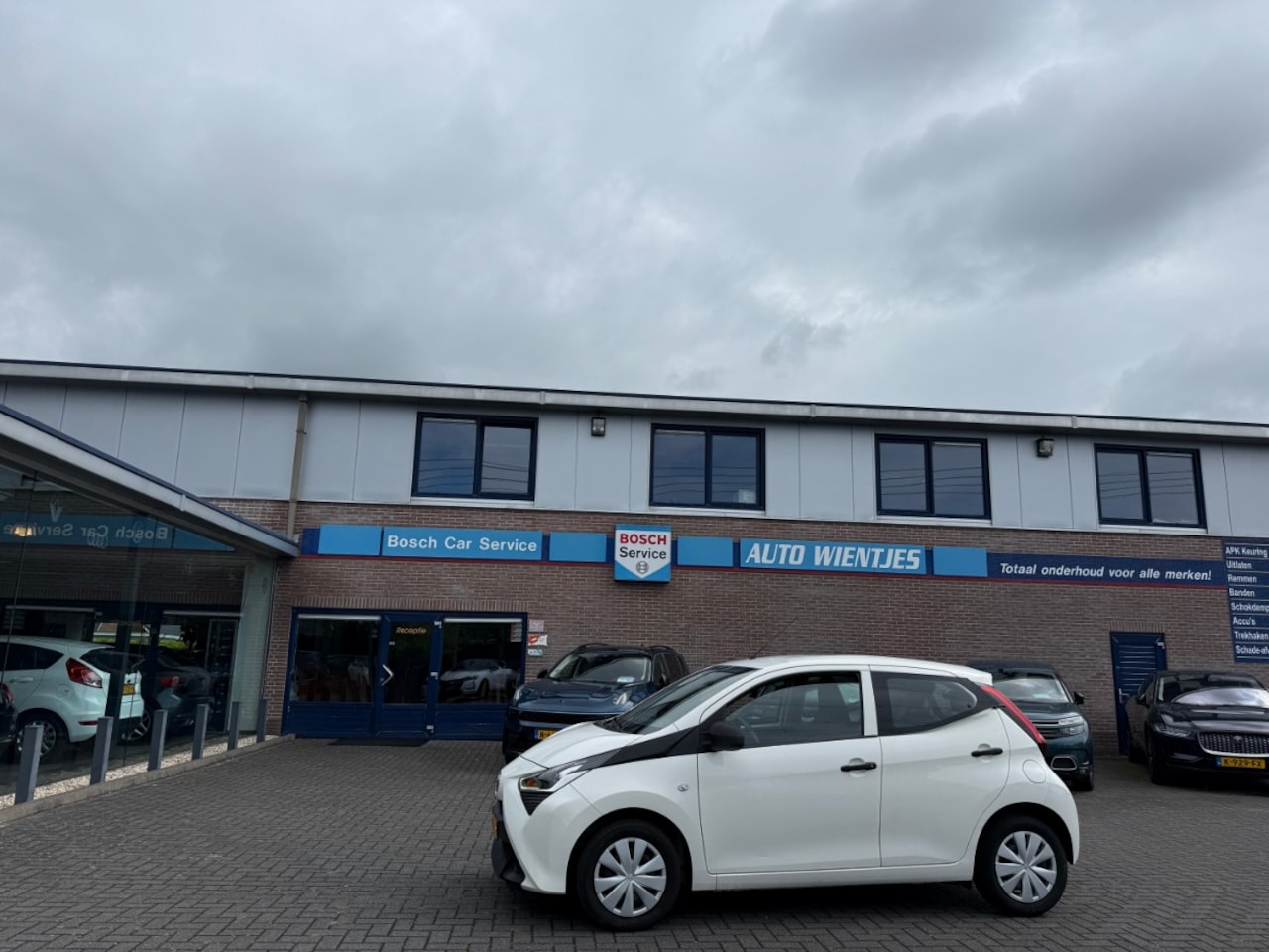 Toyota Aygo - 1.0 VVT-i | X-Fun 5-Drs | Airco - AutoWereld.nl