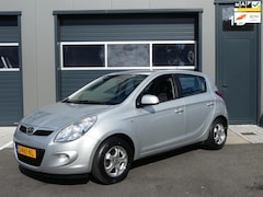 Hyundai i20 - 1.2i i-Motion Airco 5-Drs Elektr. Pakket APK t/m 01-2026