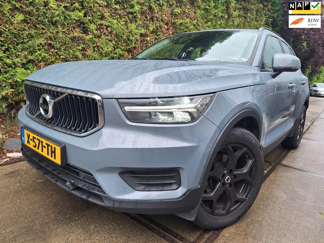 Volvo XC40 - 2.0 D3 Momentum 2.0 D3 Momentum - AutoWereld.nl