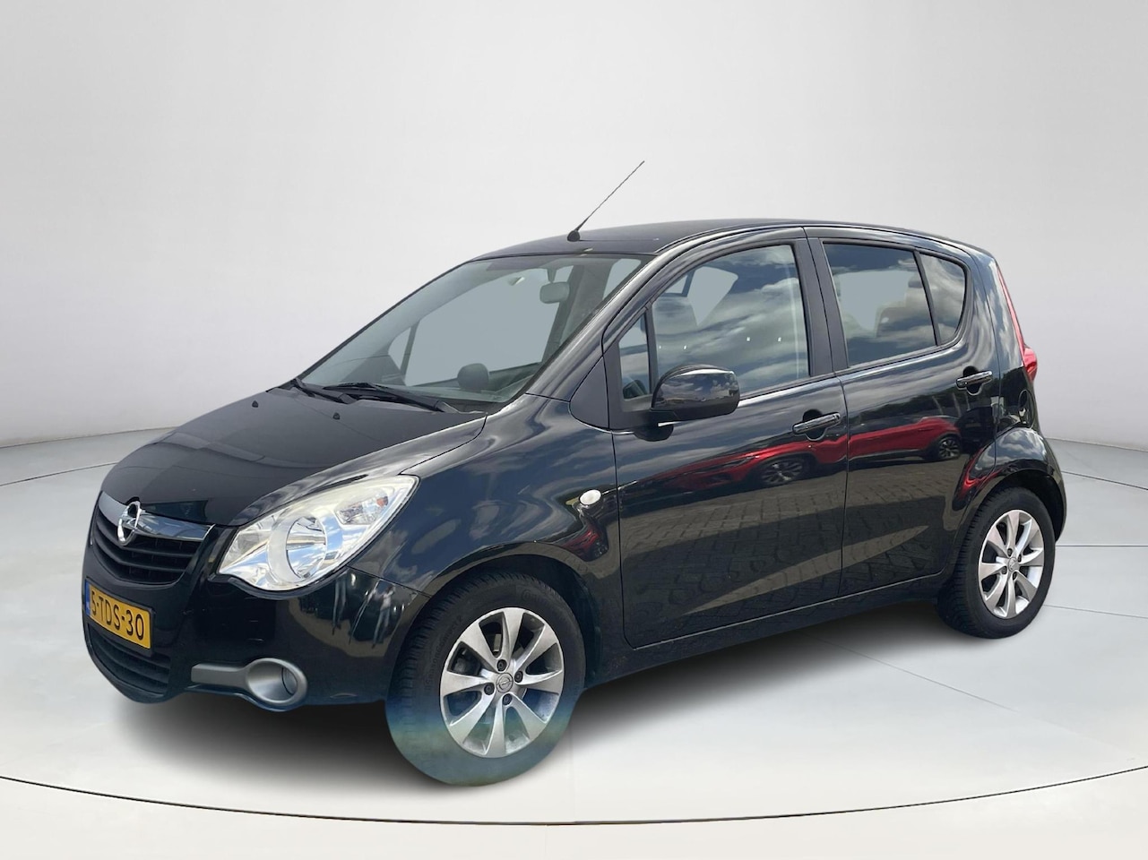 Opel Agila - 1.0 Berlin Airconditioning| All season banden| Rijklaar - AutoWereld.nl
