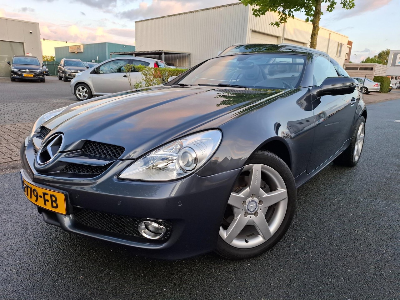 Mercedes-Benz SLK-klasse - 200 K. Prestige Plus AUTOMAAT/LEDER/STOELVERWARMING! - AutoWereld.nl