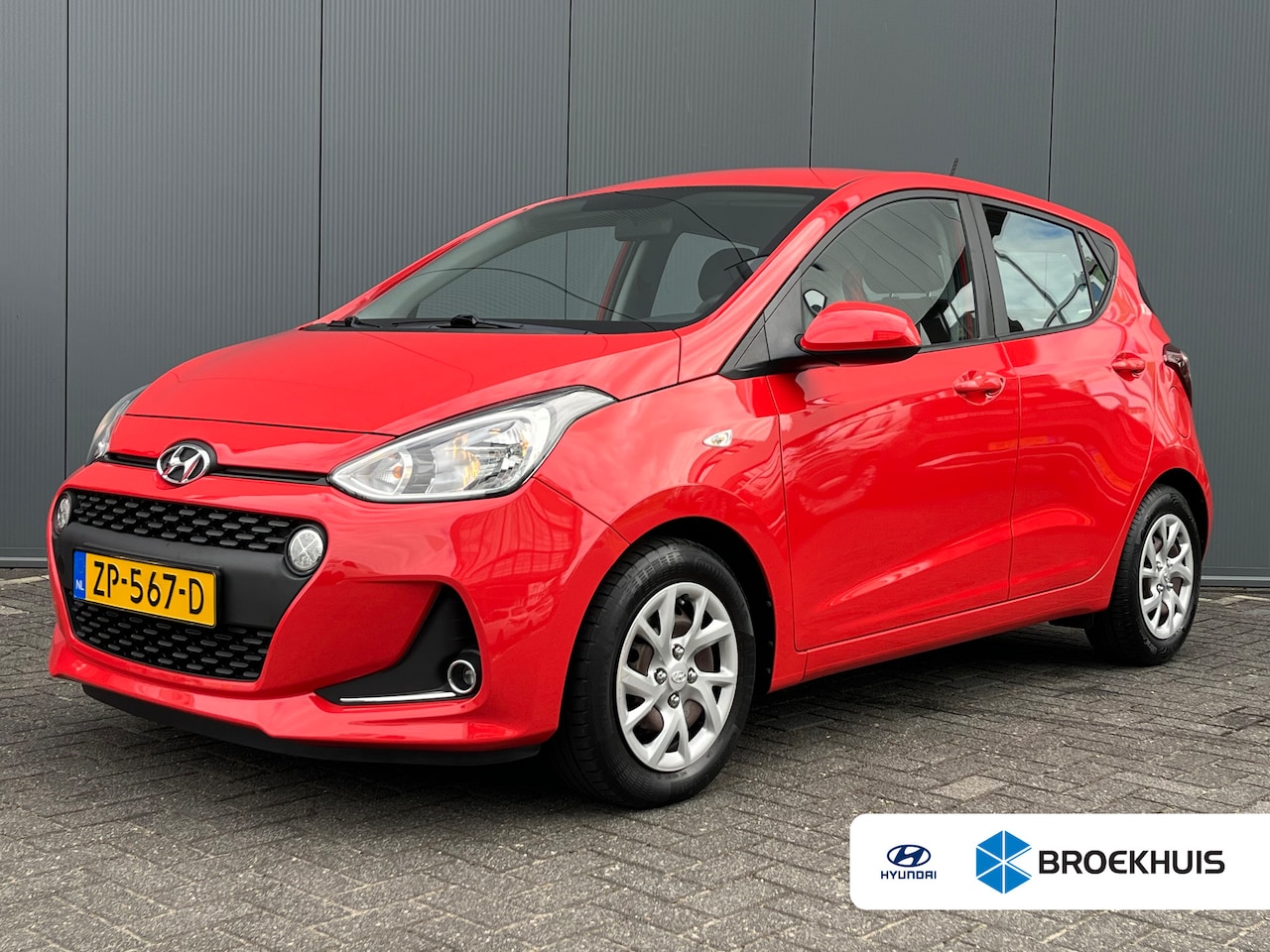 Hyundai i10 - 66pk 1.0i Comfort Airco | Carplay | Trekhaak | Bestuurdersstoel in hoogte verstelbaar | Cr - AutoWereld.nl