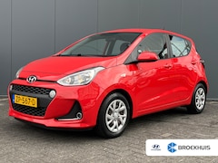Hyundai i10 - 66pk 1.0i Comfort Airco | Carplay | Trekhaak | Bestuurdersstoel in hoogte verstelbaar | Cr