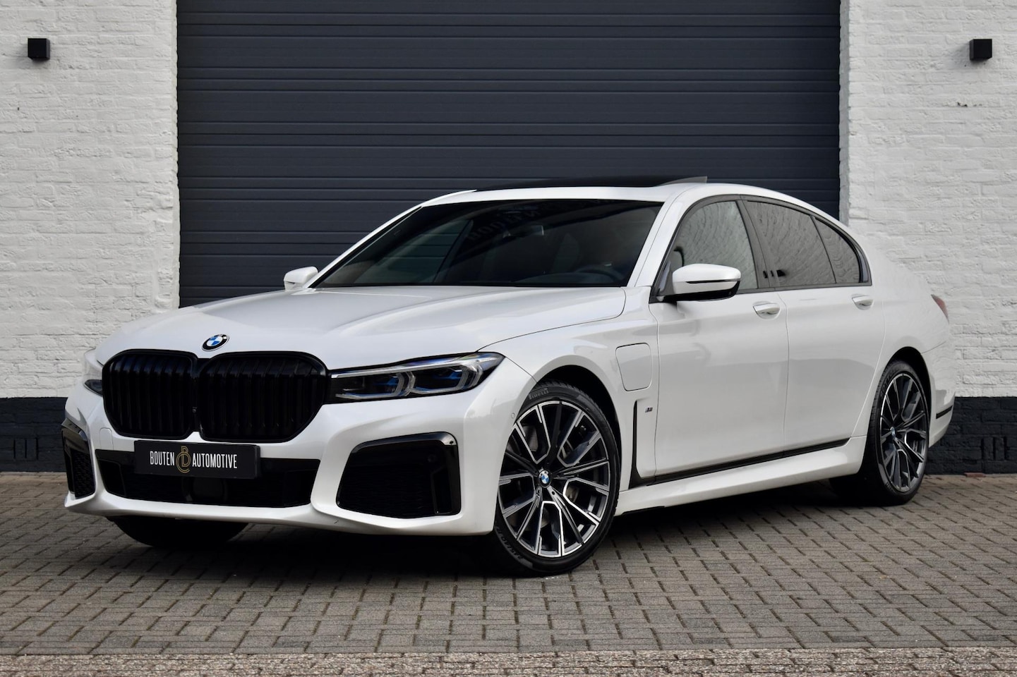 BMW 7-serie - 745e High Executive M-Sport | Schuifdak | Laser | HUD | - AutoWereld.nl