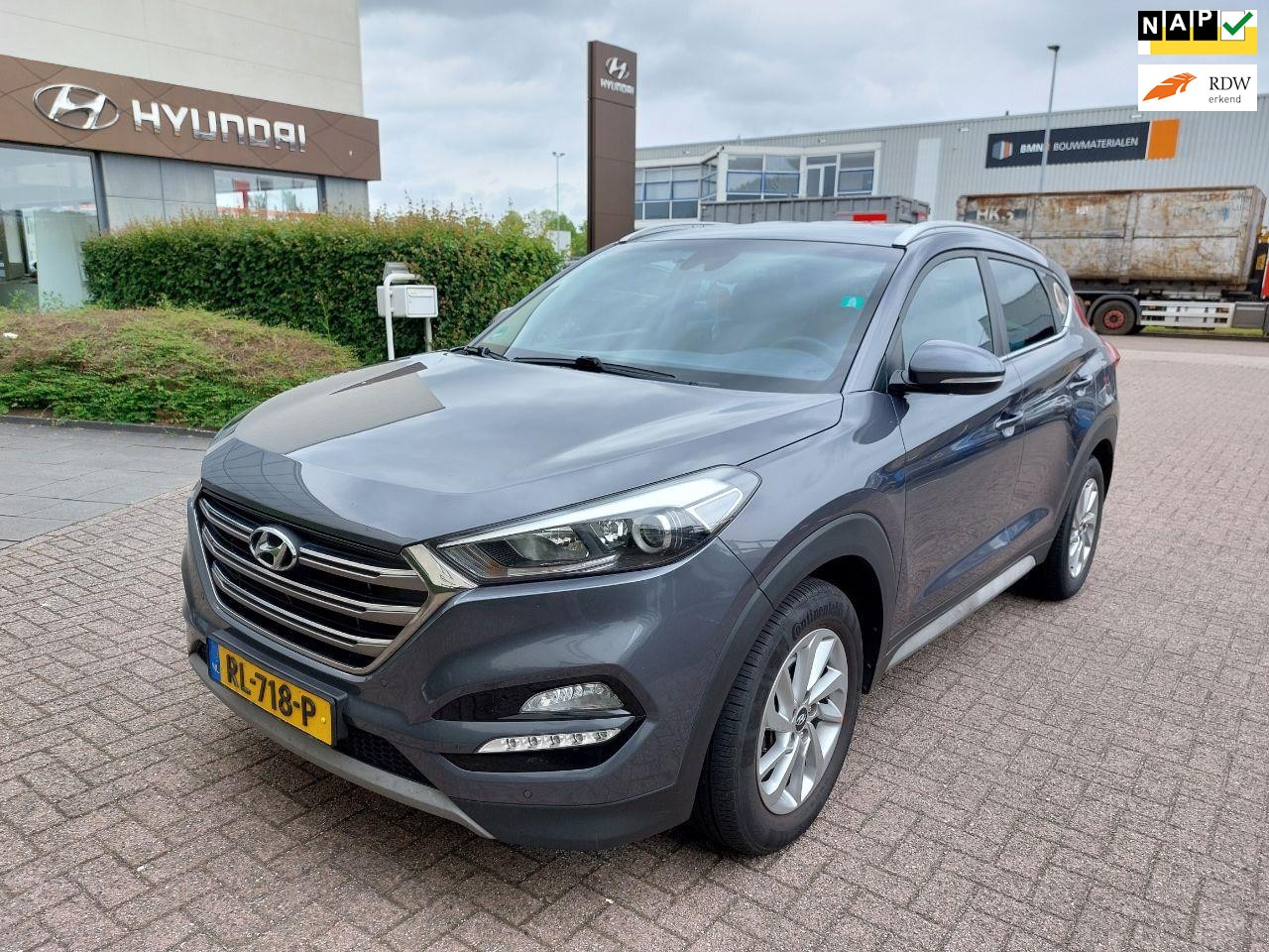 Hyundai Tucson - 1.7 CRDi Comfort EXPORT - AutoWereld.nl