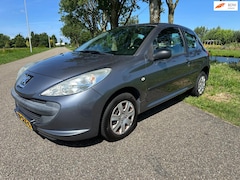 Peugeot 206 - 1.1 XR|nieuw apk|nette staat