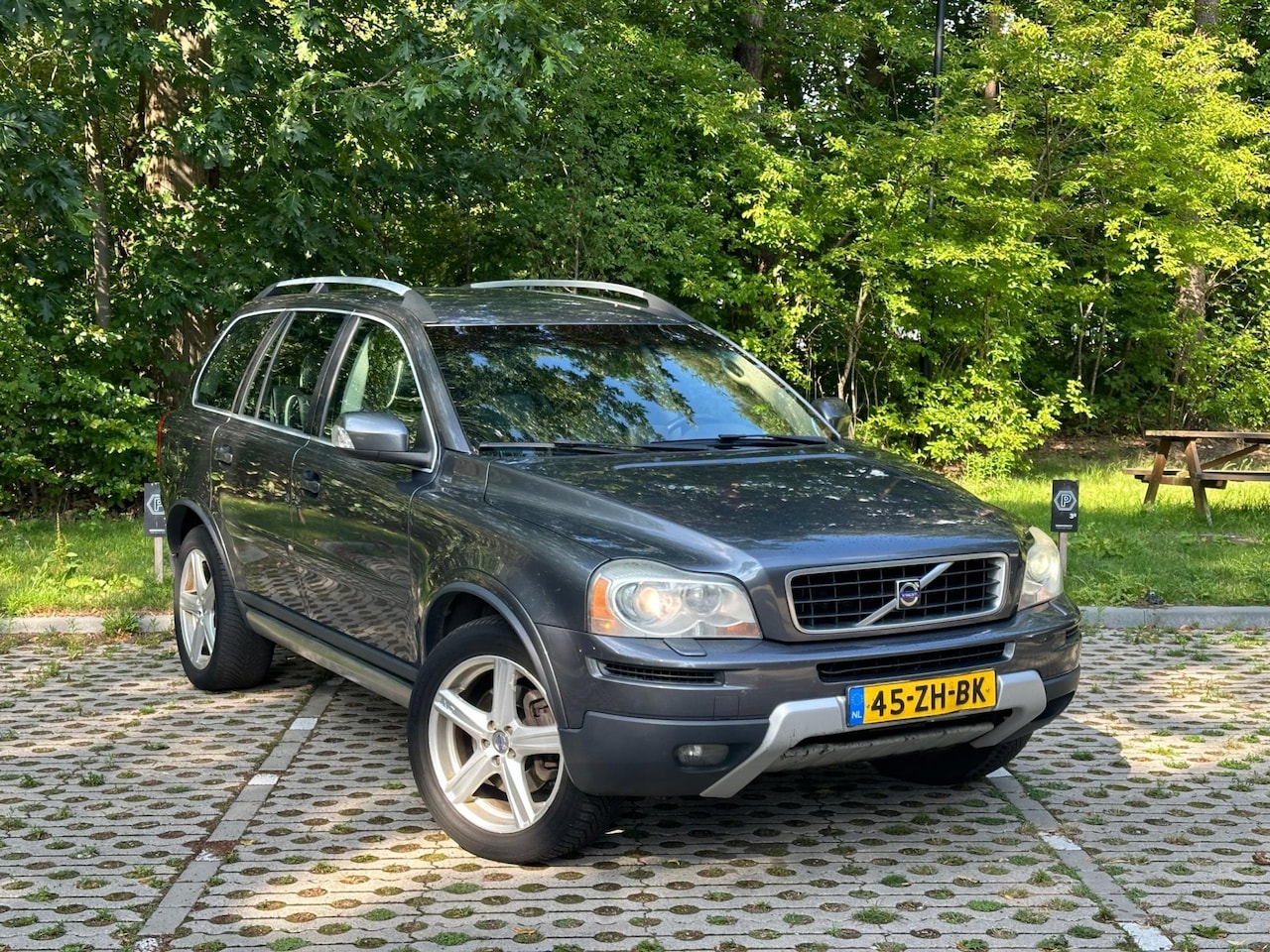 Volvo XC90 - 2.4 D5 Sport 2.4 D5 Sport - AutoWereld.nl