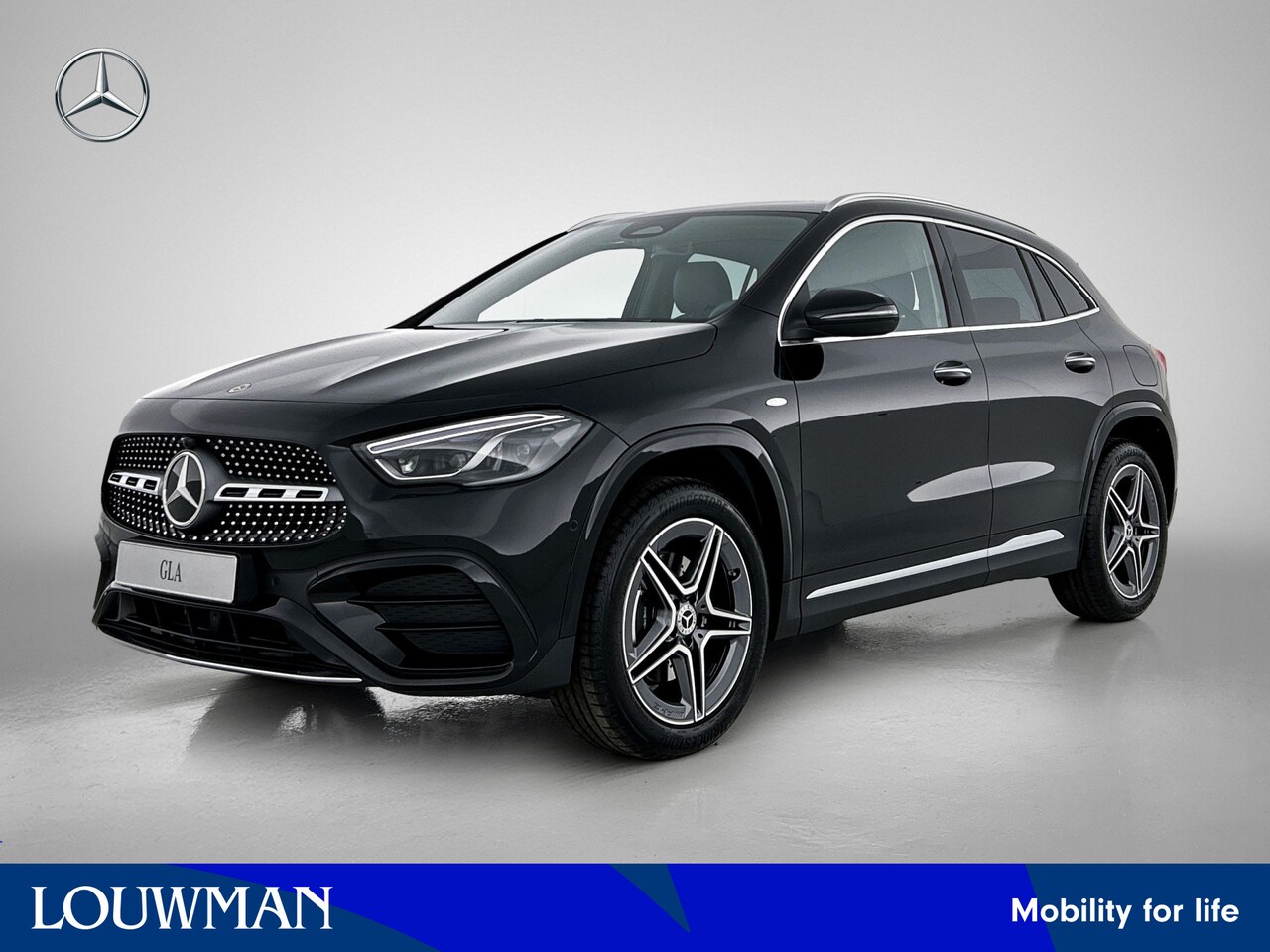 Mercedes-Benz GLA-Klasse - 250 e Business Solution AMG | Trekhaak | Parkeerpakket met achteruitrijcamera | Keyless-Go - AutoWereld.nl