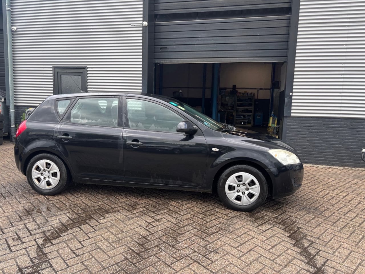Kia Cee'd - 1.6 X-tra 5 DRS | AIRCO | TREKHAAK | ELEK RAMEN - AutoWereld.nl
