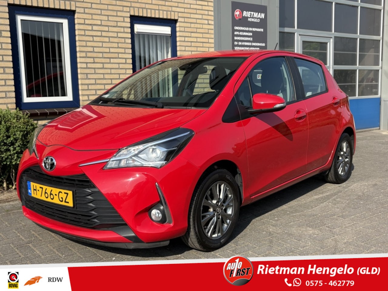 Toyota Yaris - 1.5 VVT-i 62000 KM-CRUISE-NAVI- CAMERA-BLUETOOTH - AutoWereld.nl