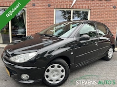 Peugeot 206 - 1.4 Air-line 3 LANGE APK / RIJDT GOED / KOUDE AIRCO / ELEK.RAMEN