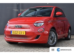 Fiat 500e - Urban 42 kWh 3 Fase | Achteruitrijcamera | Navigatie | Stoelverwarming | Climate Control |