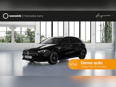 Mercedes-Benz A-klasse - 250e Business Solution AMG | Dodehoekassistent | Panoramaschuifdak | 360°-camera | 19 inch