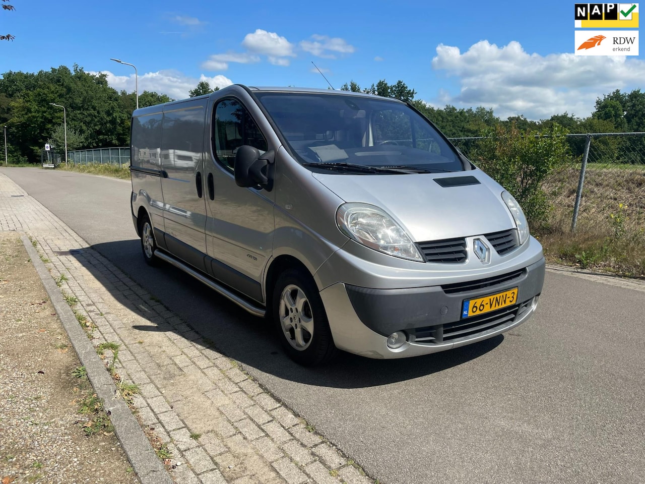 Renault Trafic - 2.0 dCi T29 L2H1Automaat - AutoWereld.nl