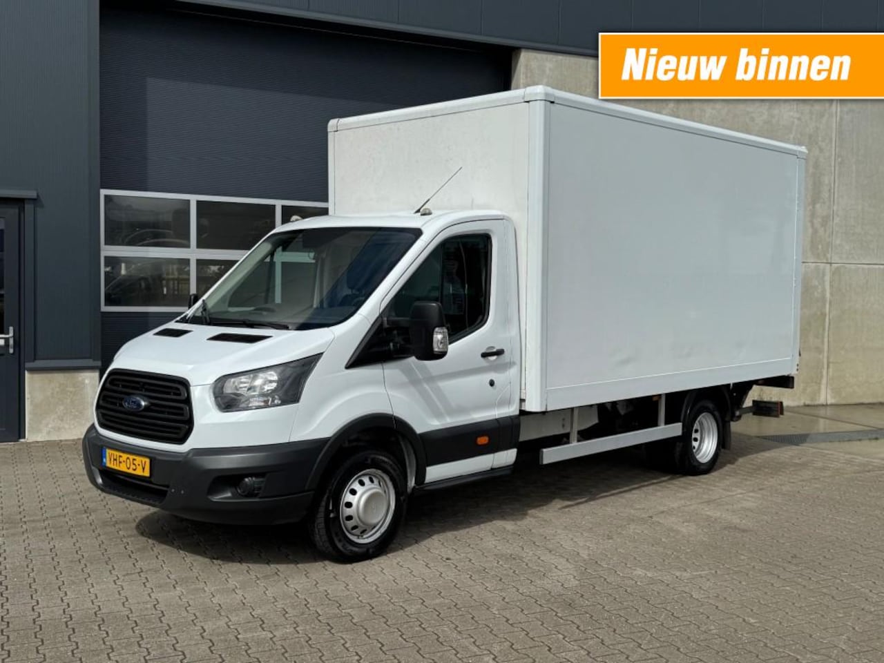 Ford Transit - 350 2.0 TDCI L4H1- Laadklep - achteruitrijcamera - AutoWereld.nl