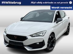 CUPRA Leon - 1.4 e-Hybrid 204PK Performance / Panoramadak / Kuipstoelen / Digitale Cockpit / Parkeersen