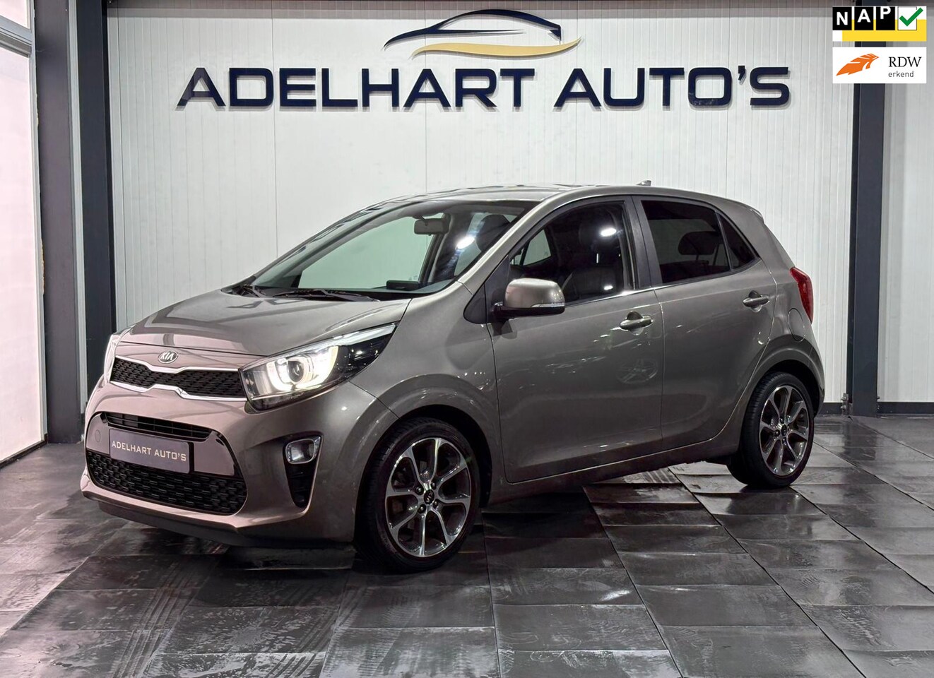 Kia Picanto - 1.0 CVVT Design Edition / Navigatie full map / Lederen interieur / Cruise control / etc.. - AutoWereld.nl