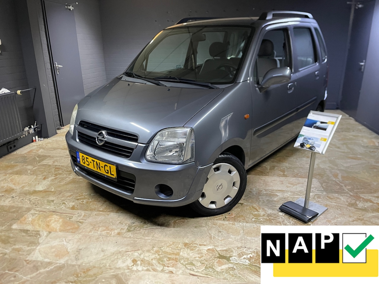 Opel Agila - 1.2-16V Flexx Airco 66000 KM - AutoWereld.nl