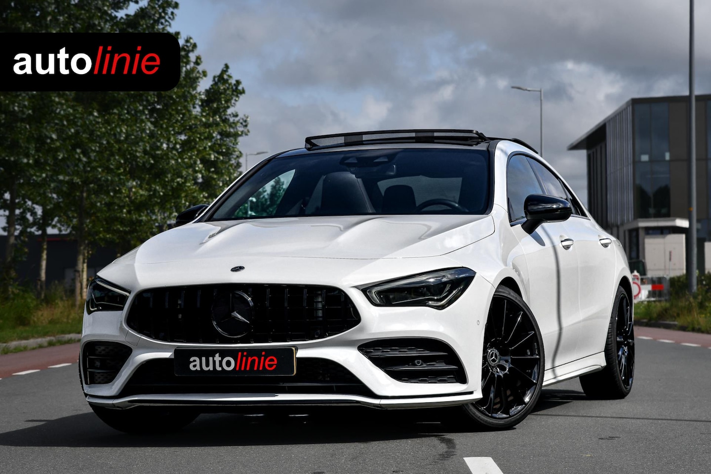 Mercedes-Benz CLA-Klasse - 180 AMG Night. Memory, Pano, Keyless, Camera, Multibeam, Sfeer, CarPlay! - AutoWereld.nl