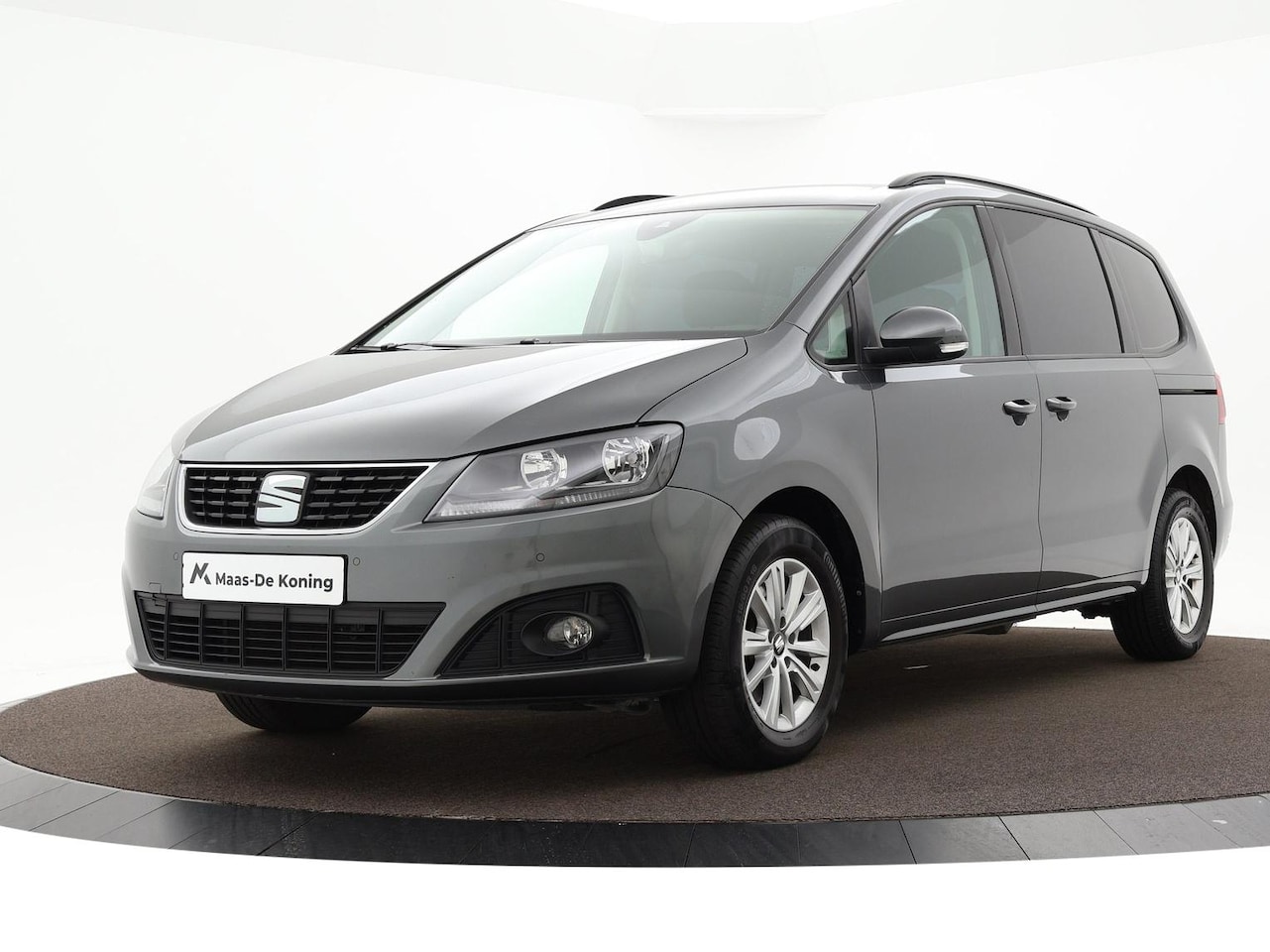 SEAT Alhambra - 1.4 TSI 150pk DSG Style 7p. · Camera · Side Assist · Inklap. Trekhaak · Navigatie · Cruise - AutoWereld.nl