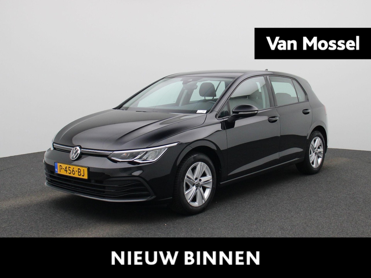 Volkswagen Golf - 1.0 TSI Life ADAPTIEVE CRUISE | NAVIGATIE | APPLE CARPLAY | PDC | LMV | CLIMA | 12 MAANDEN - AutoWereld.nl