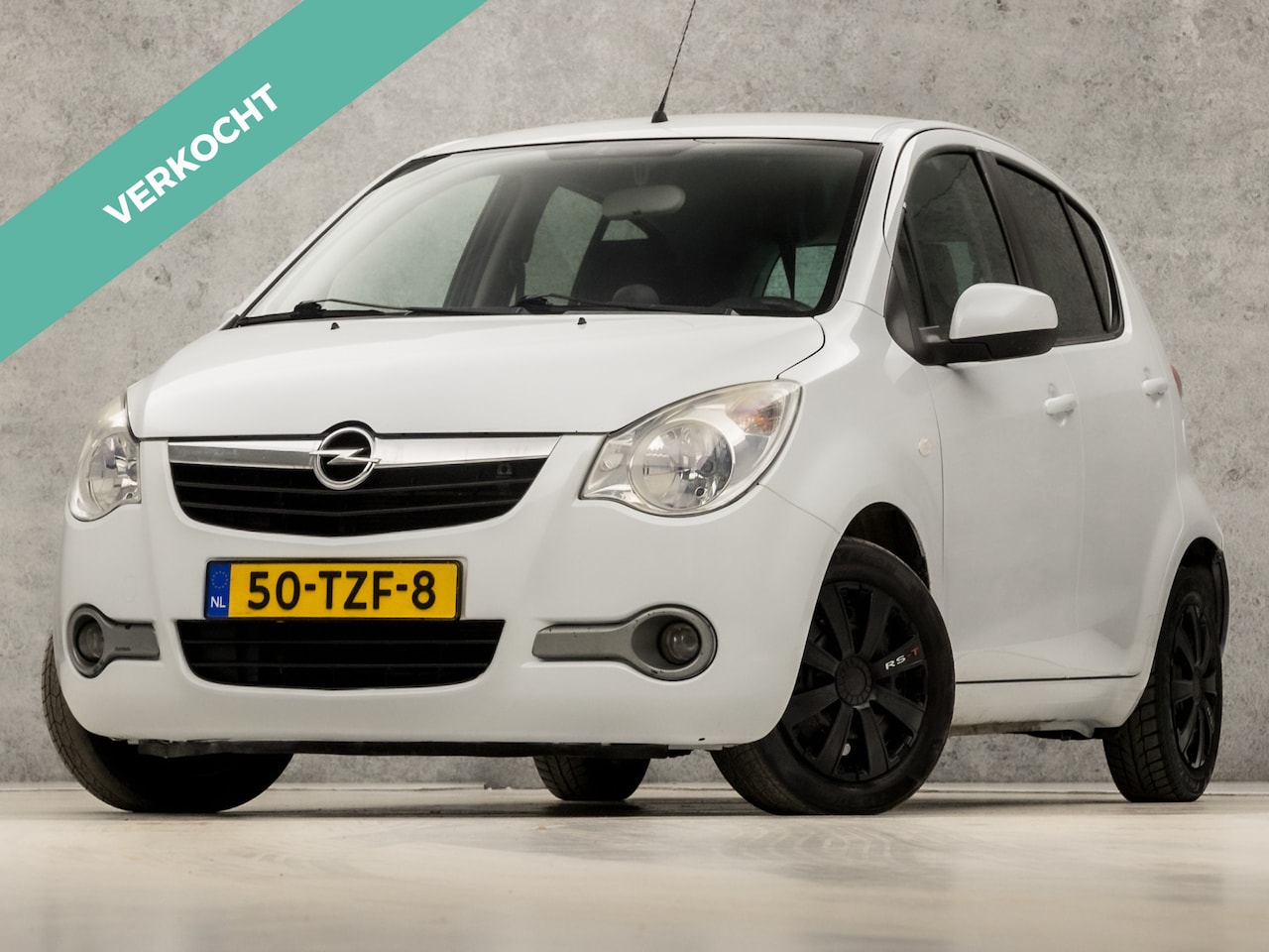 Opel Agila - 1.0 Sport (NAVIGATIE, 5 DEURS, AIRCO, NAP, GETINT GLAS, TOERENTELLER, SPORTSTOELEN, NIEUWE - AutoWereld.nl