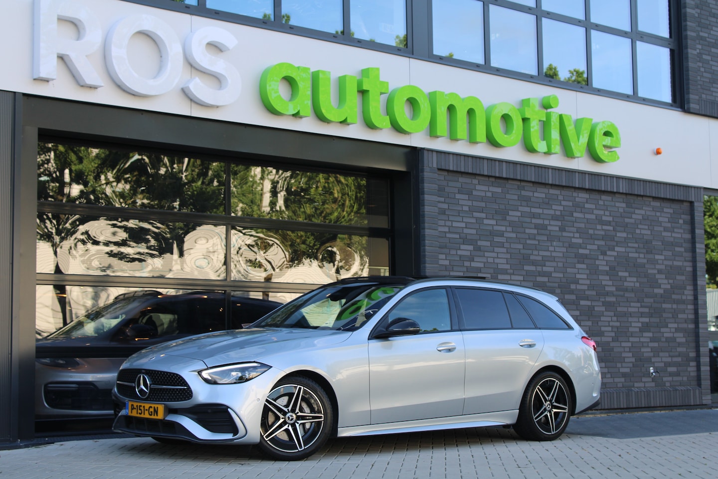 Mercedes-Benz C-klasse Estate - 200 AMG Line | NAP | PANO | SFEER | AMG LINE | DODE HOEK | CARPLAY | - AutoWereld.nl