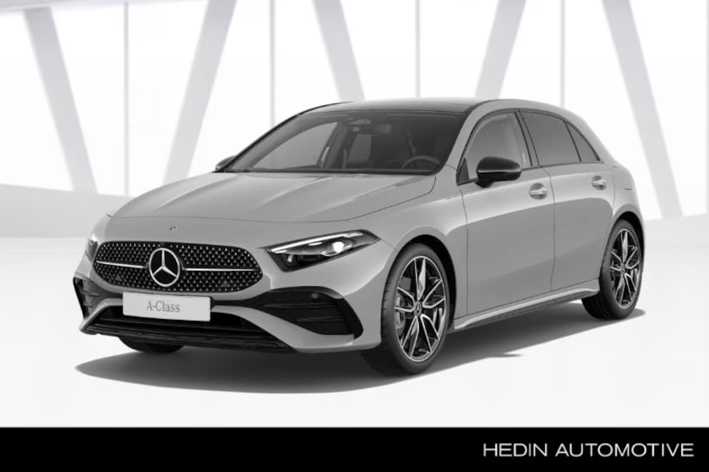 Mercedes-Benz A-klasse - A 180 Automaat Business Solution AMG | MANUFAKTUR | AMG Line Plus Pakket | Trekhaak - AutoWereld.nl