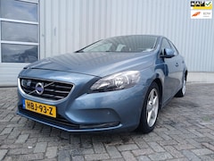 Volvo V40 - 2.0 D3 Summum - Airco - Navi - Schade - Start niet