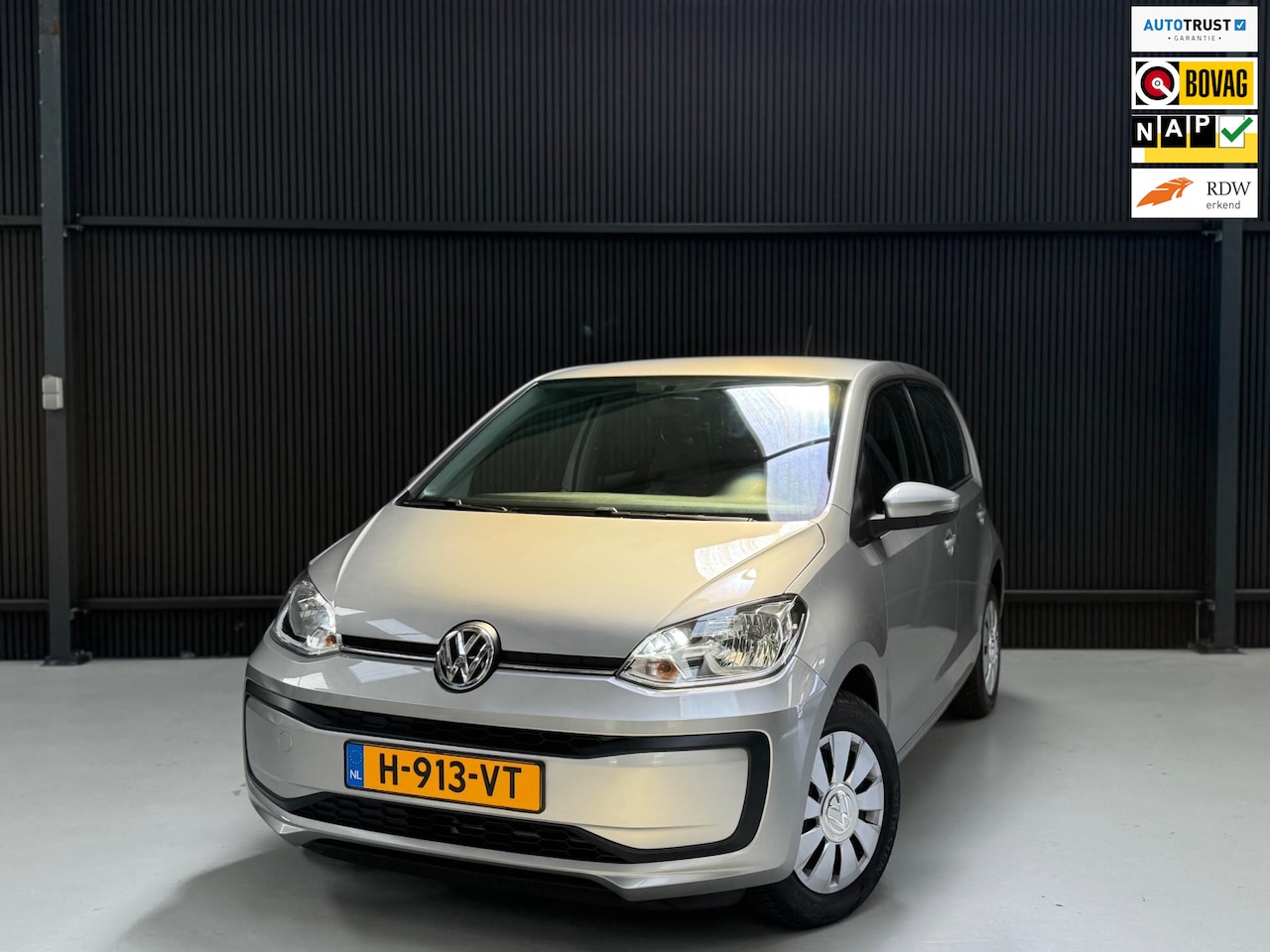 Volkswagen Up! - 1.0 BMT up! Parkeersensoren - AutoWereld.nl