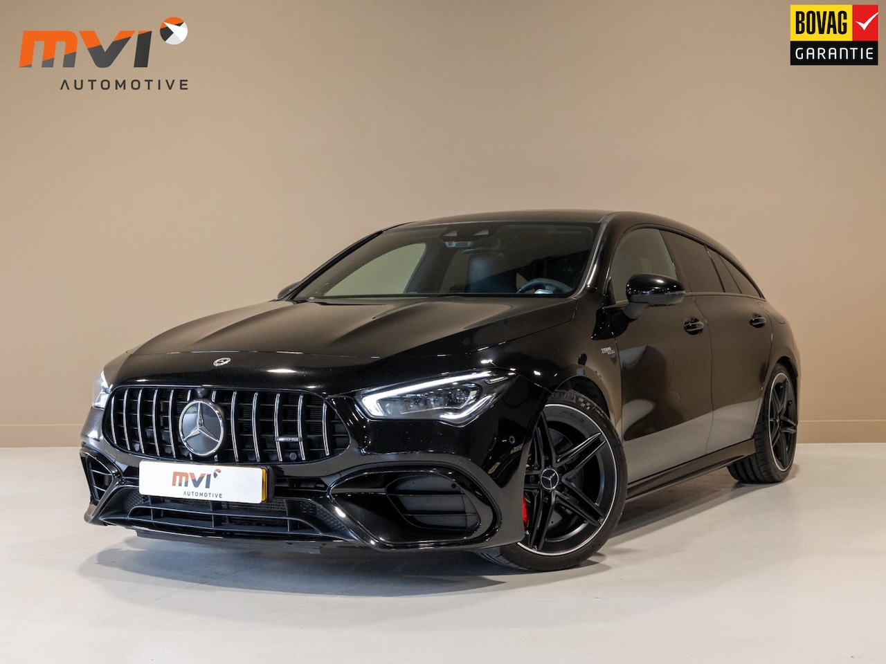 Mercedes-Benz CLA-klasse Shooting Brake - AMG 45 S 4MATIC+ Premium Plus / 422pk / Panorama dak / Burmester / Rondom zicht camera / - AutoWereld.nl
