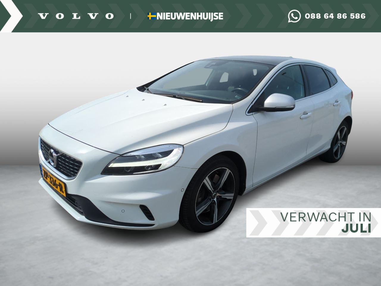 Volvo V40 - 1.5 T3 Polar+ Sport | DAB | Panoramadak | Stoelverwarming | Parkeersensoren V+A | Parkeerc - AutoWereld.nl